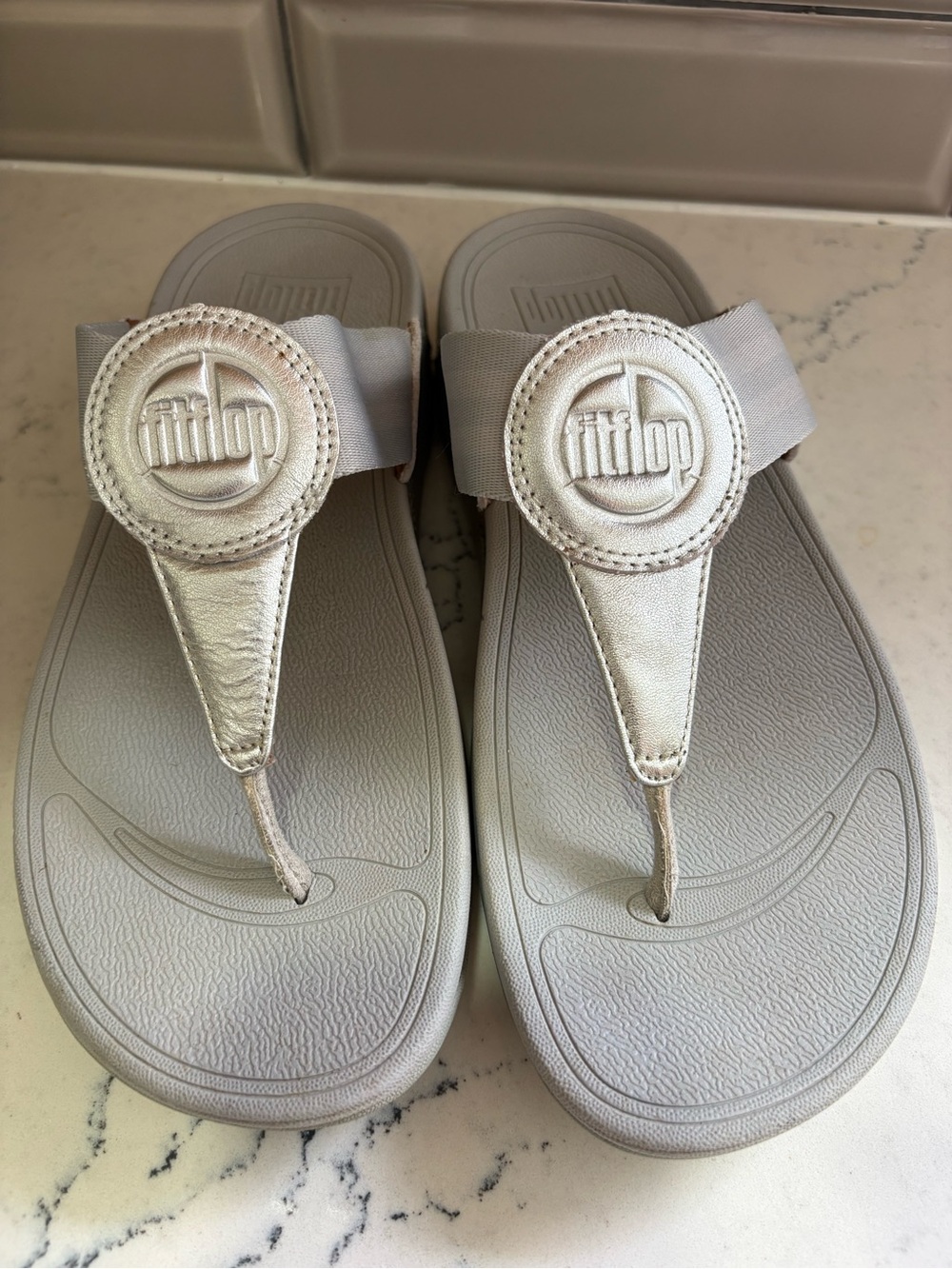 FitFlop Silver Metallic Toe-Post Sandals